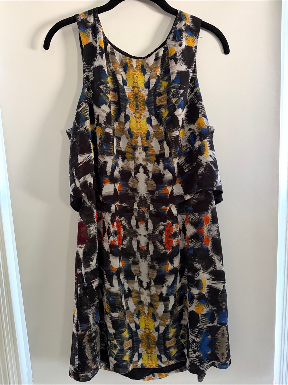 1. State Multicolor Abstract Sleeveless Shift Dress in Black